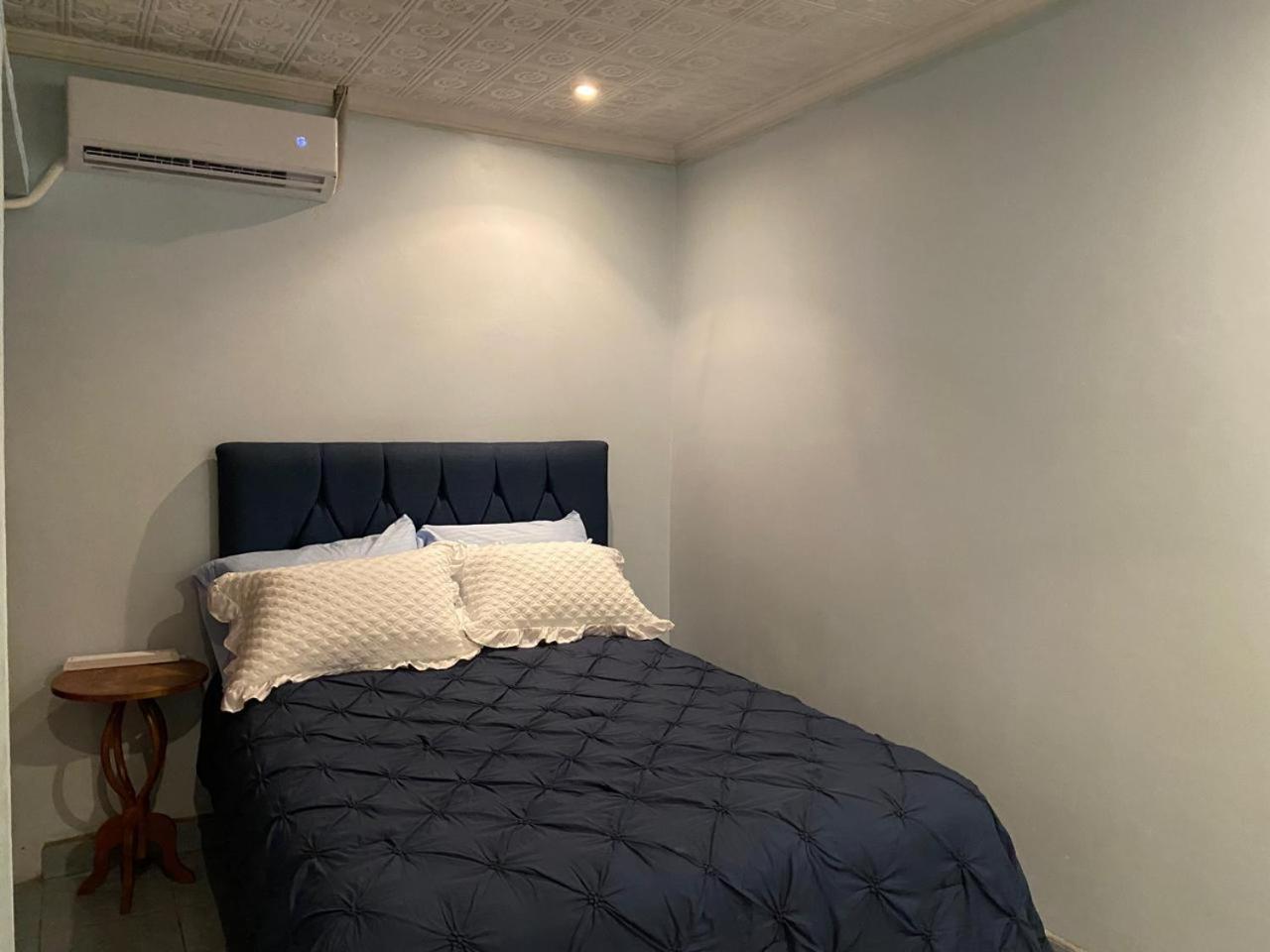 ألاخويلا Alexander B&B المظهر الخارجي الصورة